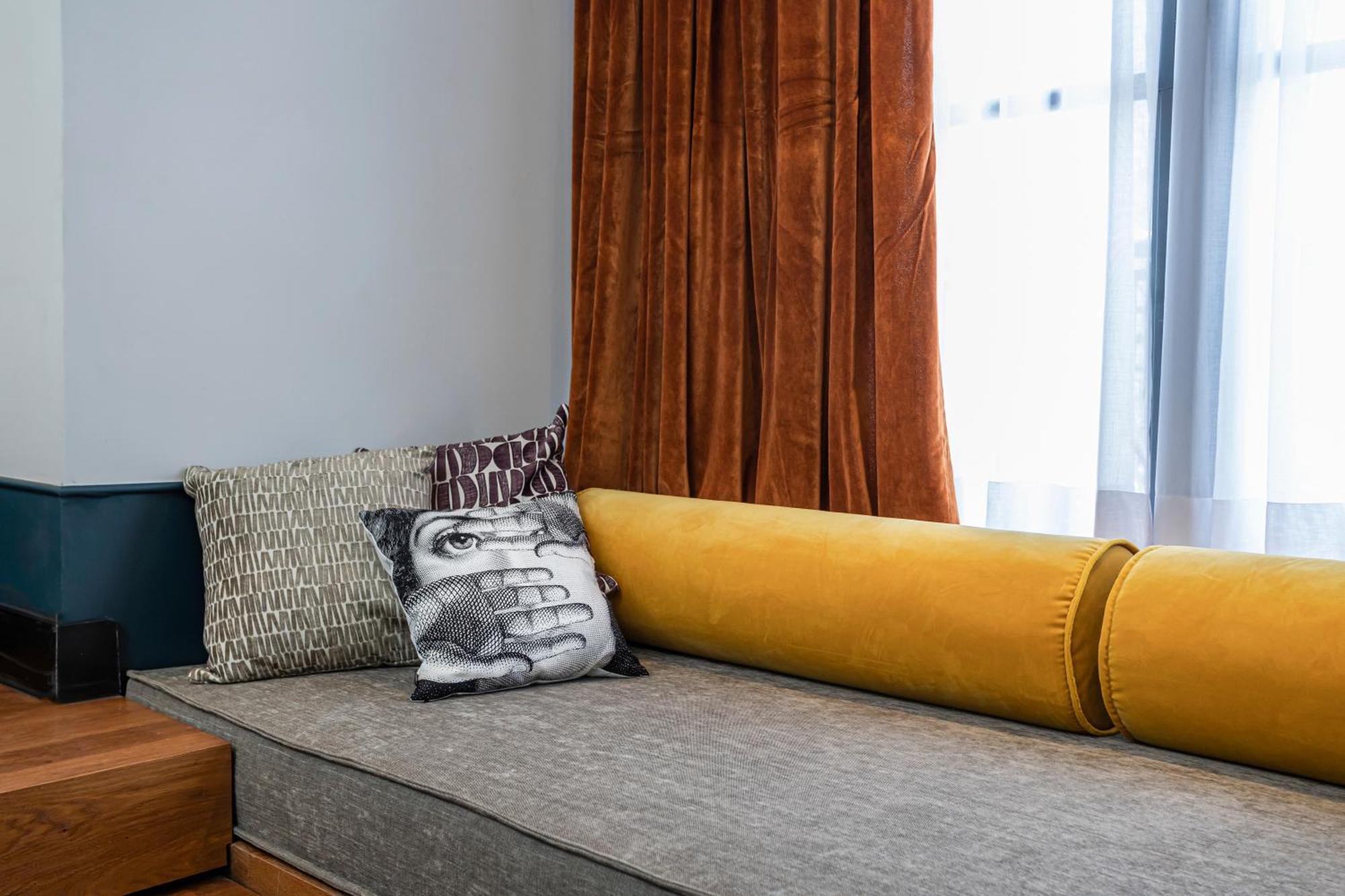 Duplex Room